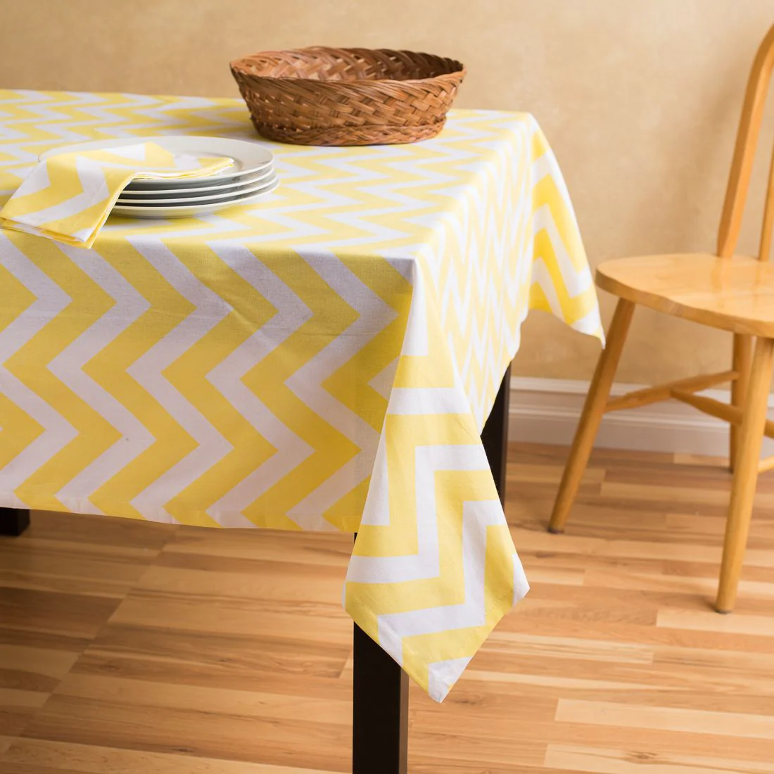 58 X 70 in. Rectangular Chevron Cotton Tablecloth (5 Colors) - Image 4