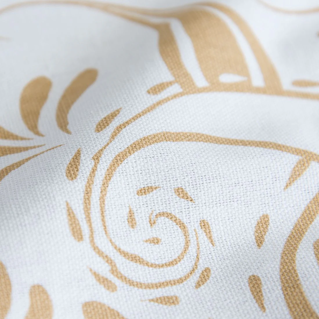 60 X 102 in. Rectangular Paisley Cotton Tablecloth (4 Colors) - Image 3