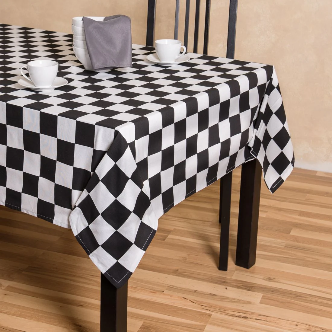 60 X 126 in. Rectangular Checker Board Cotton Tablecloth - Image 5