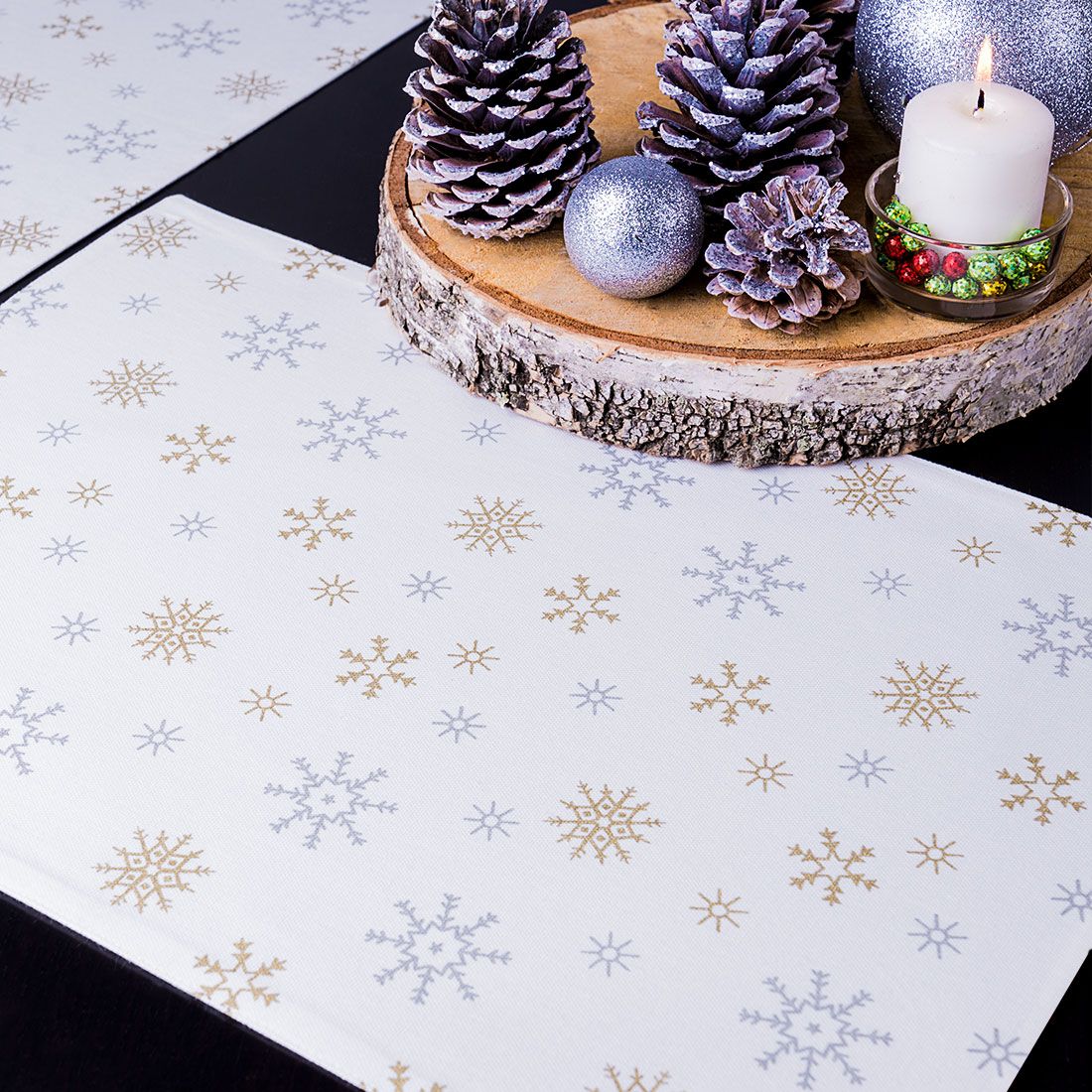13 X 19 in. Christmas Holiday Cotton Placemats 4/pack (7 Patterns) Christmas Snowflake Jazzy Asterisks - Image 11
